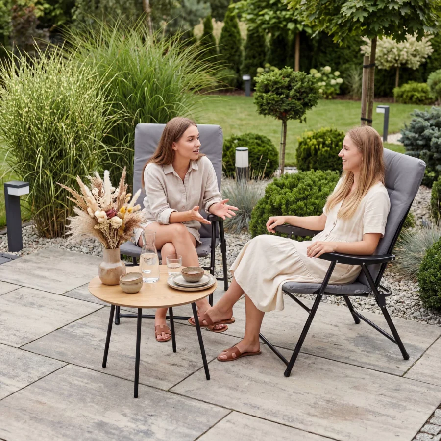 Hagestol Luno med pute – Outtec – bilde 4 av 5