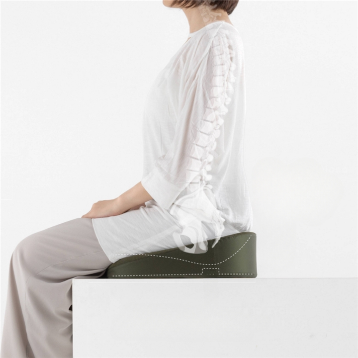 Ergonomisk Sittepute Kura Seat Soft – Olivengrønn – bilde 4 av 5